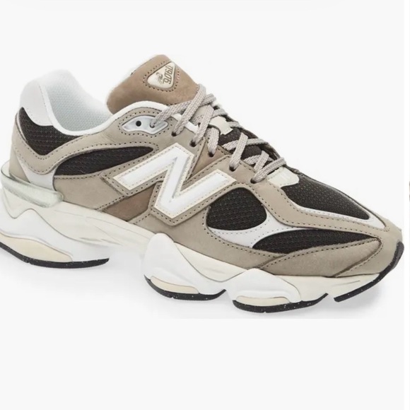 New Balance Shoes - New Balance 9060 Sneakers